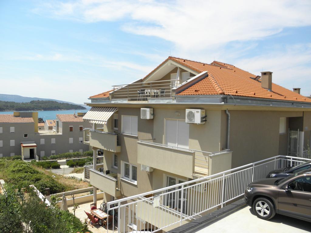 Apartments Mara Cres Ruang foto