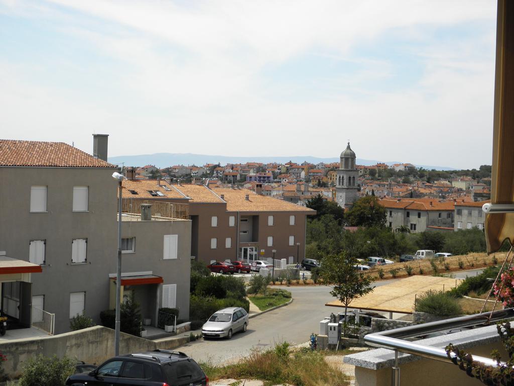 Apartments Mara Cres Bagian luar foto